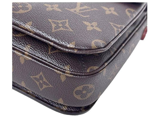 Louis Vuitton Pochette Métis Monogram Canvas - vista 6