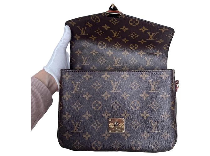Louis Vuitton Pochette Métis Monogram - vista 11