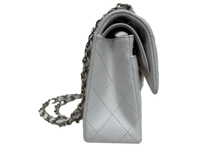 Timeless Bolsa Chanel Classic Double Flap Small Couro Caviar Branco - vista 3