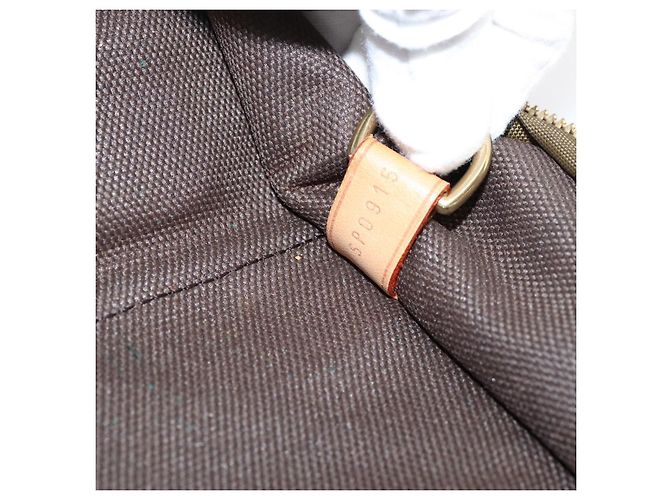 Louis Vuitton Garment Carrier Monogram Canvas Three Hangers Marrom - vista 7