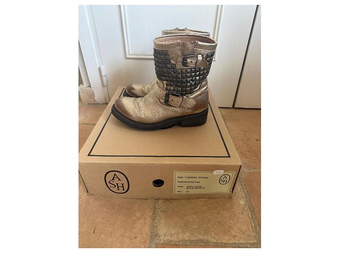 Stivali biker ASH in pelle dorata borchiata D'oro - vista 4