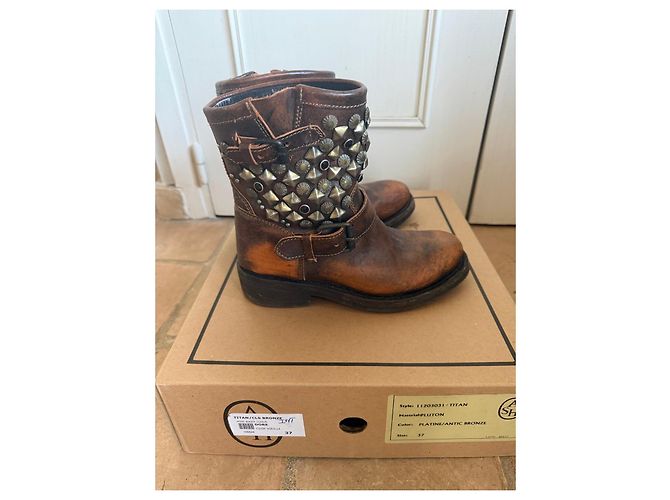 Ash Stivaletti in pelle borchiati Marrone - vista 4