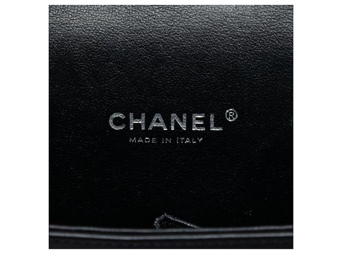 Borsa a tracolla Chanel Maxi Classic Striped Patent Double Flap Nera Nero - vista 5