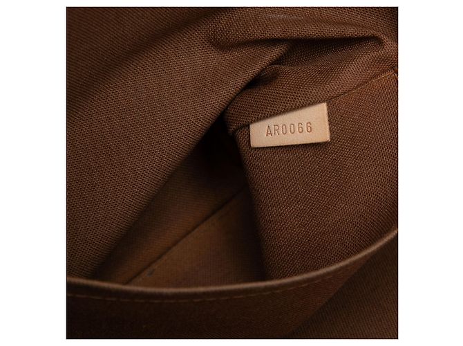 Sac à main horizontal Louis Vuitton Monogram Lockit marron - vue 6