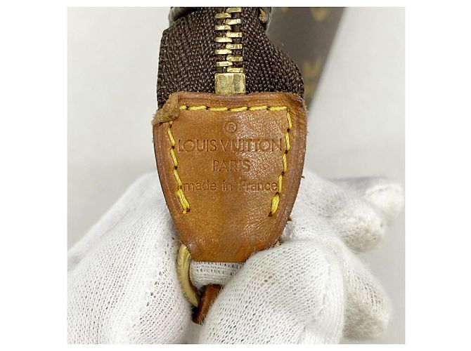 Louis Vuitton Monogram Pochette Accessoires Bag/Pouch Marrone - vista 5