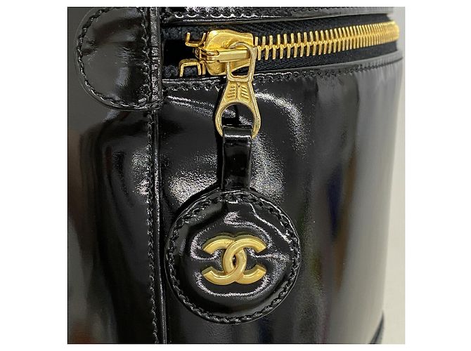 Borsa Vanity Chanel in pelle verniciata nera Nero - vista 8