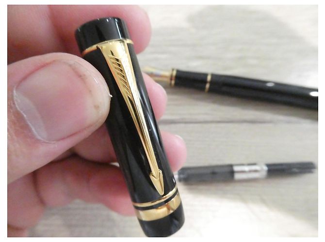 Autre Marque Parker Duofold Anniversary Internacional Caneta Tinteiro Preto e Ouro Dourado - vista 3