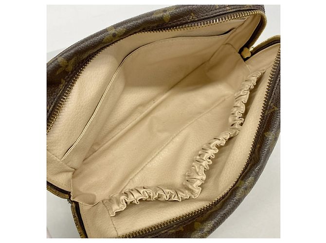 Pouch Louis Vuitton Monogram Toilette 23 - vista 4