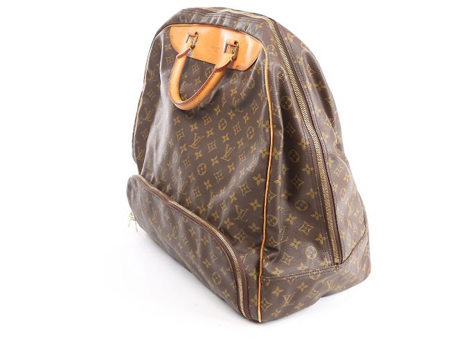 Bolso de viaje Louis Vuitton Evasion Monogram en marrón Castaño - vista 4
