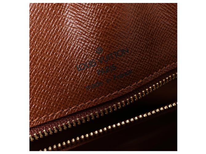 Louis Vuitton Porte Document Voyages Monogram Handbag in Brown M53361 - view 11