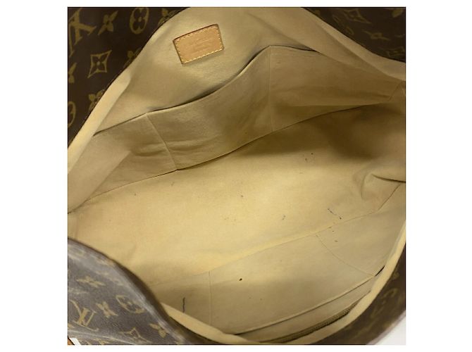 Bolso de hombro Louis Vuitton Monogram Artsy MM Castaño - vista 4