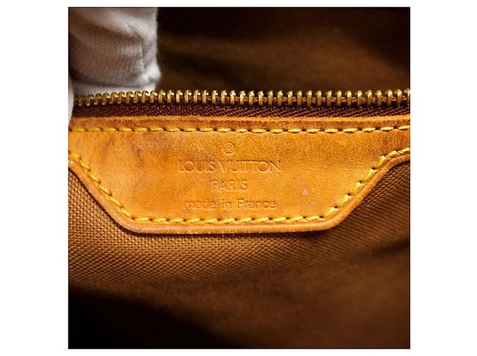 Saco Cabas Mezzo Monogram Louis Vuitton Marrom - vista 5