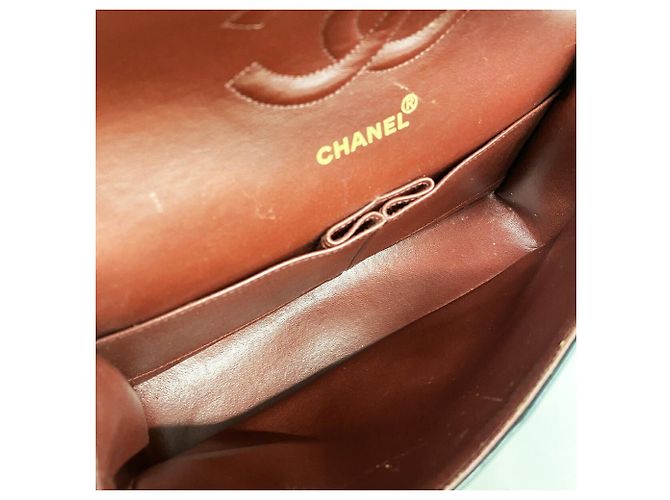 Borsa a tracolla Chanel Matelassé in pelle di agnello nera - vista 4