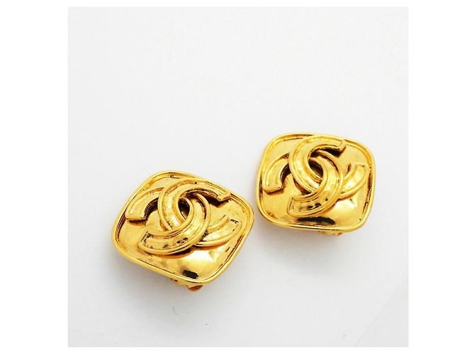 Orecchini a clip Chanel placcati oro - vista 2