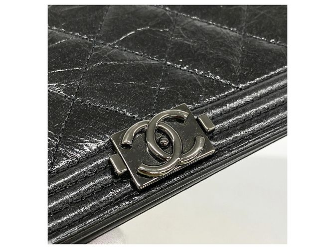 Cartera larga de piel Chanel Boy Negro - vista 7