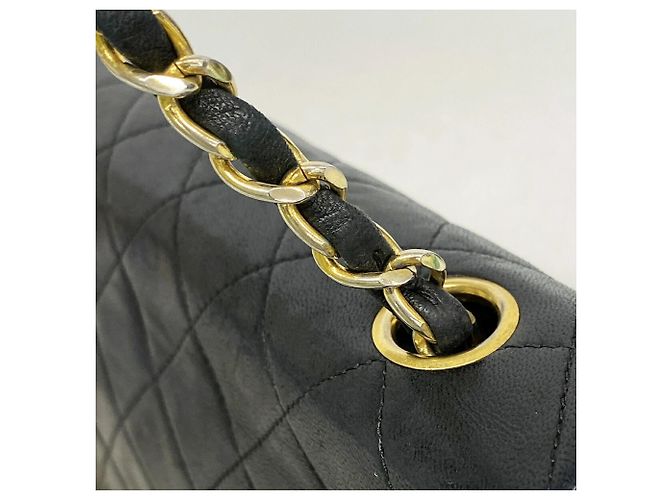 Bolsa de Ombro Chanel Matelassé com Corrente - vista 12
