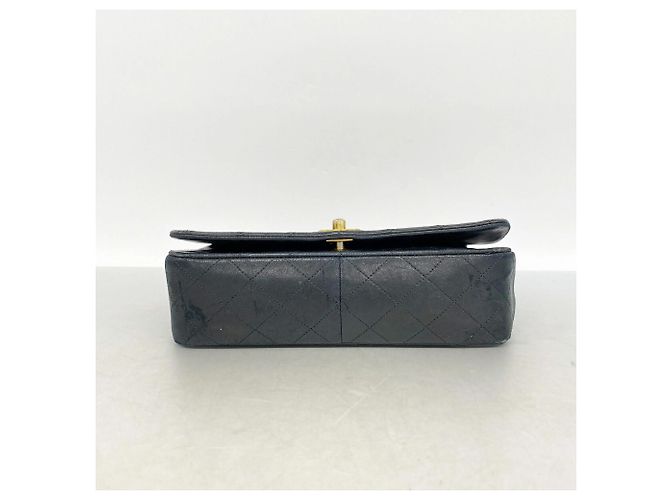 Bolsa de Ombro Chanel Matelassé com Corrente - vista 3