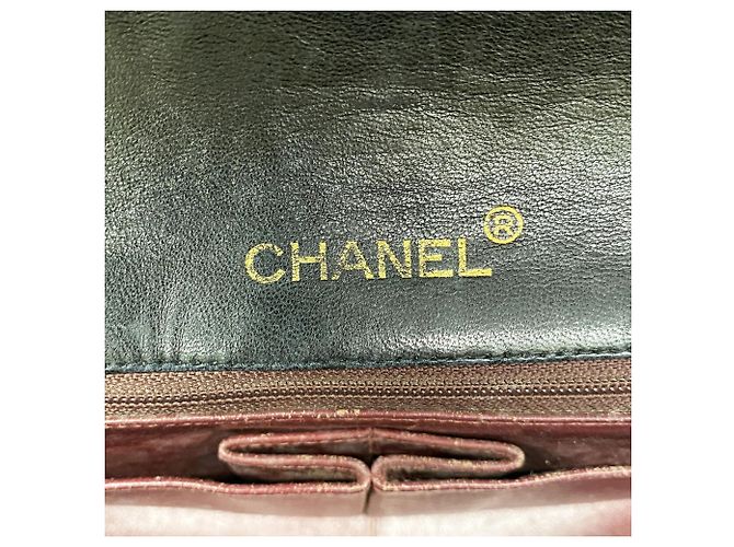 Bolsa de Ombro Chanel Matelassé com Corrente - vista 5