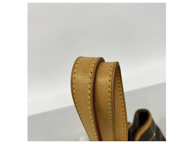 Bolso Tote Louis Vuitton Monogram Riviette - vista 8
