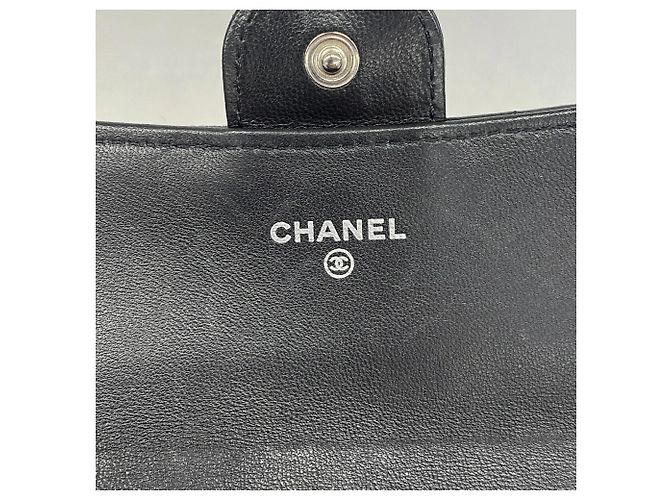 Chanel Matelassé Langes Portemonnaie aus Lammleder - Ansicht 4