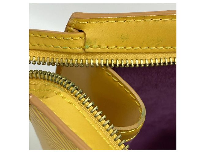 Bolsa de Ombro Louis Vuitton Epi Saint Jacques - vista 7
