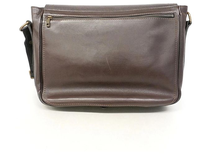 Louis Vuitton Utah Shoulder Bag M92071 - view 10