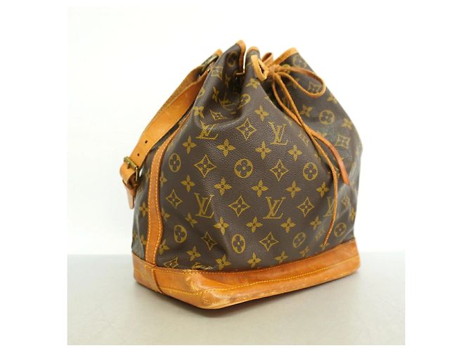 Bolsa de Ombro Louis Vuitton Monogram Noe - vista 2