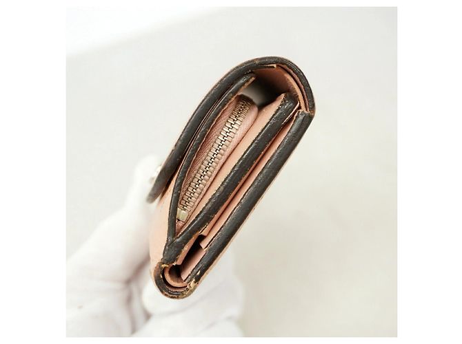 Louis Vuitton Mahina Portefeuille Iris XS Tri-fold Wallet - vista 5