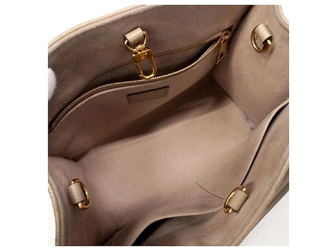 Louis Vuitton Monogram Empreinte Bicolor OnTheGo PM Handtasche Grau Roh - Ansicht 4