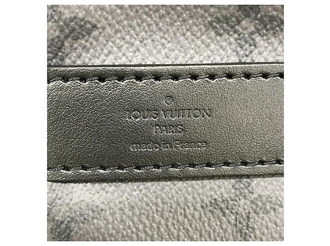 Bolsa Louis Vuitton Monogram Eclipse Reverse Keepall Bandoulière 25 - vista 5