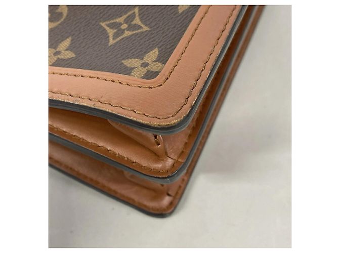 Louis Vuitton Monogram Reverse Dauphine MM Schultertasche - Ansicht 6