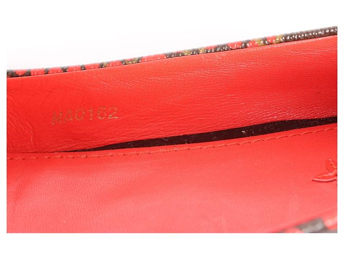 Louis Vuitton x Yayoi Kusama Bow 12 years Leather Polka Dot Ballet Flats in Red x Black, Size 38.5 EU - vista 11