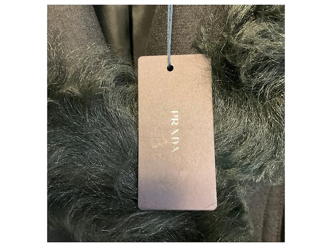 Prada Black Double Stretch Wool Giacca Jacket with Fur Trim - view 6