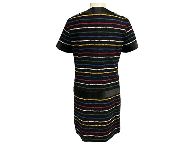 Chanel Schwarz-Multicolor 2022 Logo Stripe Strick-Minikleid mit CC-Logo-Knöpfen - Ansicht 3