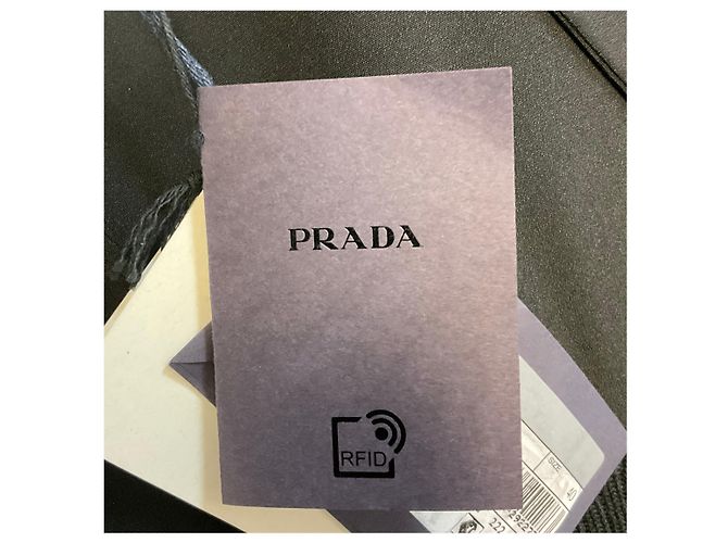 Vestido mini Prada de manga comprida em cady de seda e malha de lã preta Preto - vista 5