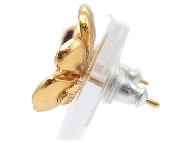 Boucles d'oreilles Chanel CC plaquées or avec fleurs laquées - vue 5