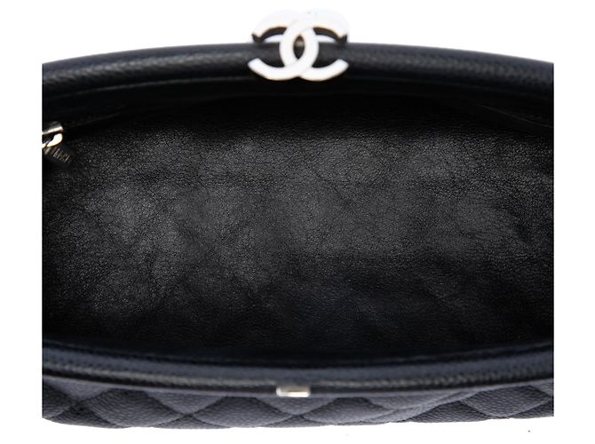 Clutch Chanel Timeless Kisslock in pelle caviar matelassé nera Nero - vista 4