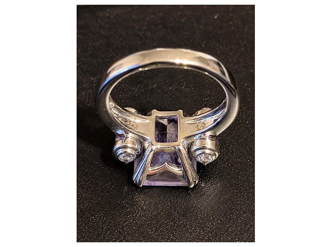 Bague Mauboussin en or blanc avec améthyste et diamants - vue 3