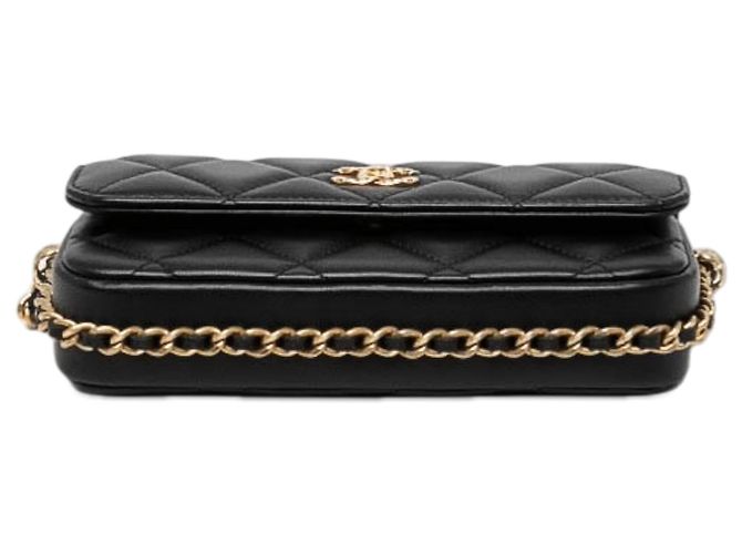 Schwarzer Chanel CC gesteppter Lammleder-Phone-Holder mit Klappe und Schultertasche mit Kette - Ansicht 3