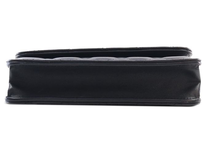 Borsa a tracolla Wallet On Chain Chanel CC in pelle d'agnello matelassé smaltata e perle, nera Nero - vista 3