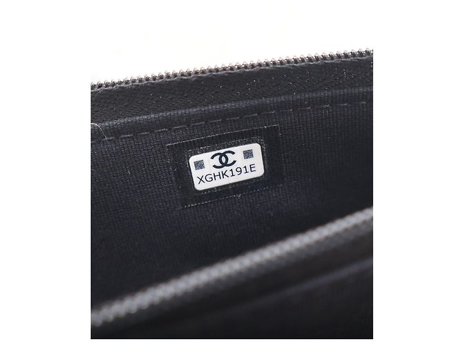 Borsa a tracolla Wallet On Chain Chanel CC in pelle d'agnello matelassé smaltata e perle, nera Nero - vista 8
