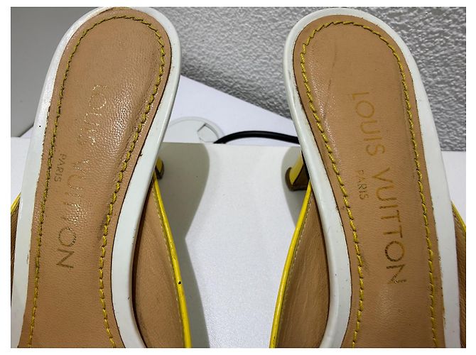 Mules con Tacco Louis Vuitton Patent Floral Bianco Beige - vista 8