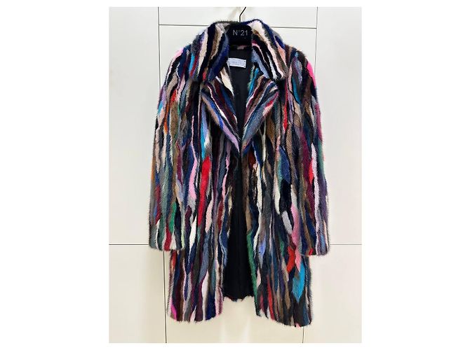 Autre Marque Cappotto MATE Official Multicolor - IT 40 Usato - vista 8