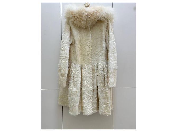 Abrigo J. Mendel Paris Marfil con Capucha Desmontable Talla S De Segunda Mano - vista 9