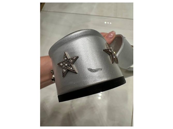 Mules Chanel in pelle argento con stella e cristalli EU 39 usate - vista 12