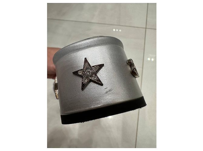 Mules Chanel in pelle argento con stella e cristalli EU 39 usate - vista 3
