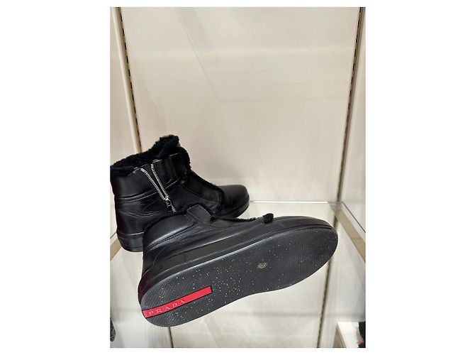 Prada Black Leather Shearling Lined Ankle Boots EU 38 Pre-owned - view 6