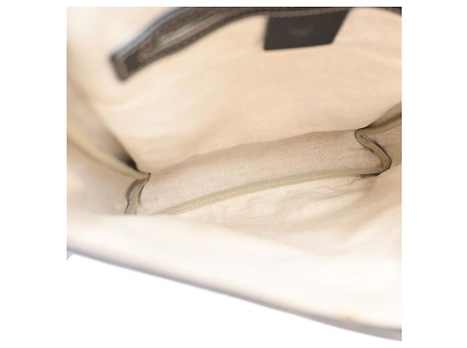 Gucci GG Coated Canvas Small Messenger Bag mit Klappe - Ansicht 5