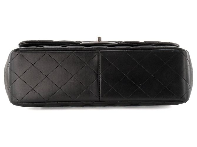 CHANEL - Borsa a tracolla Classique/Timeless Jumbo Chanel in pelle liscia nera Nero - vista 4