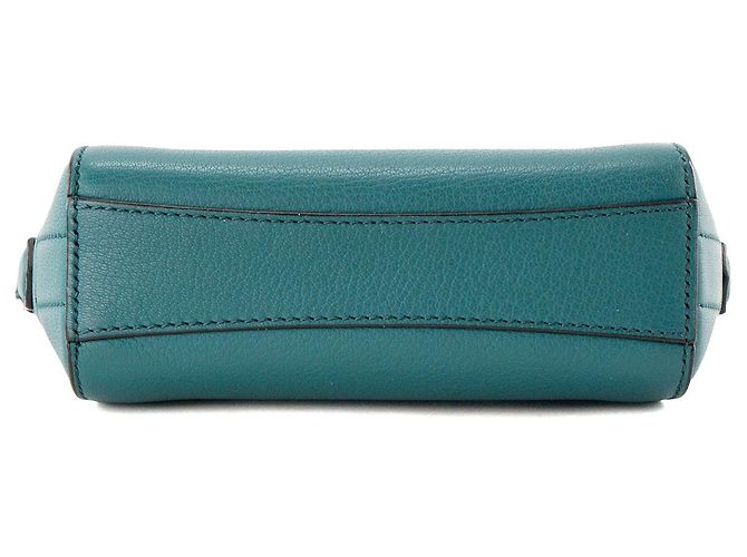 GIVENCHY - Givenchy Antigona Nano Schultertasche aus blauem genarbtem Leder - Ansicht 4